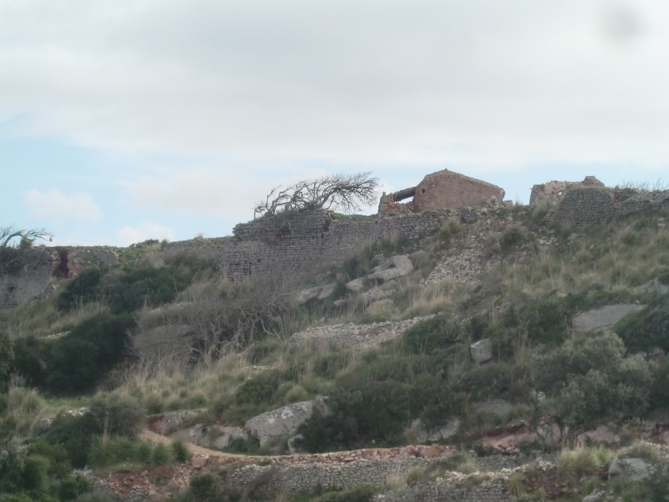 +Strengthening of the western wall of the Medieval Islamic castle of Santa Àgueda